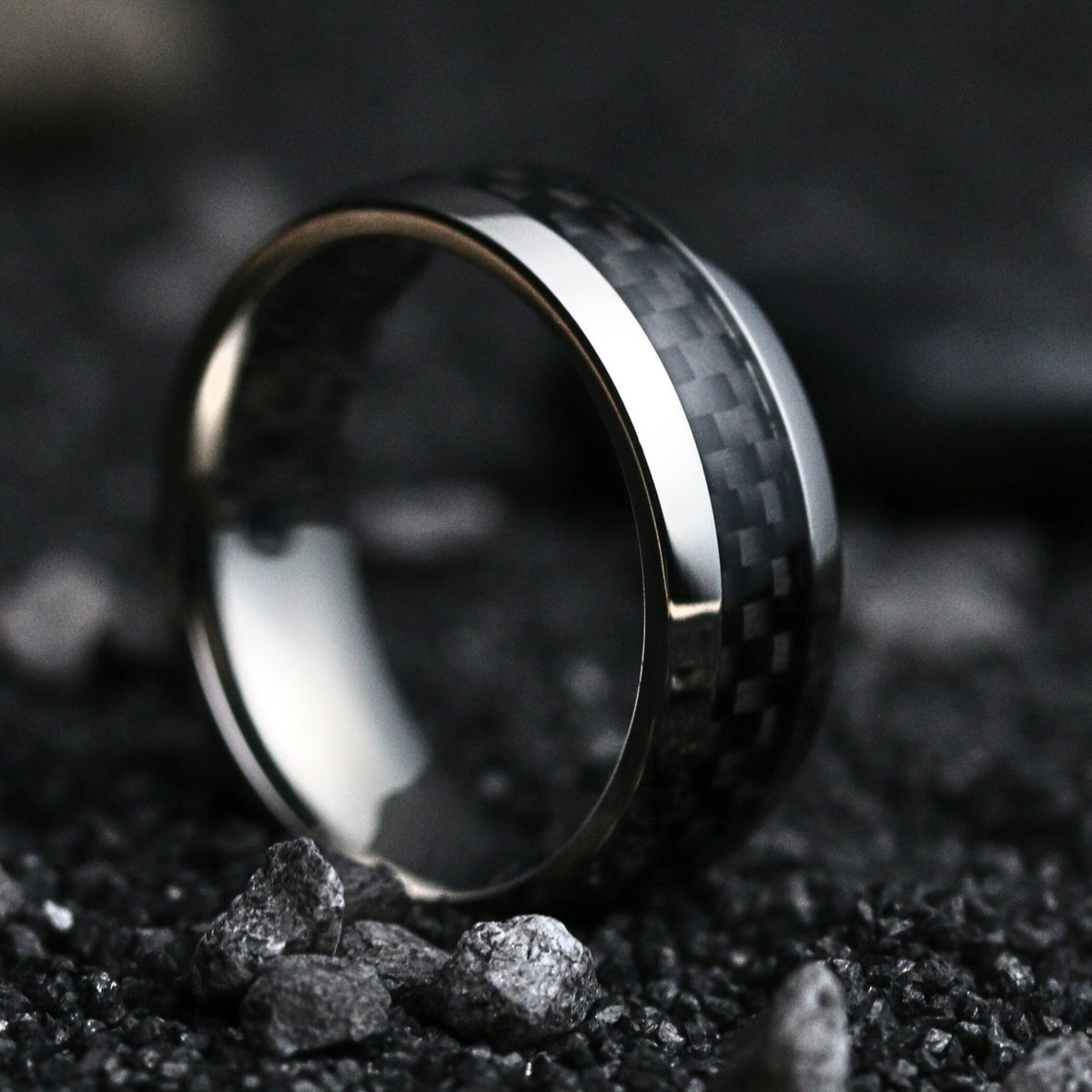 Men's Black Carbon Fiber / Titanium Wedding Band